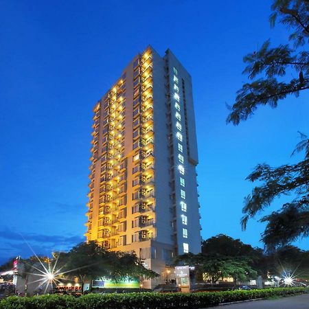 Starlit Suites Bangalore Kammasandra Exterior photo